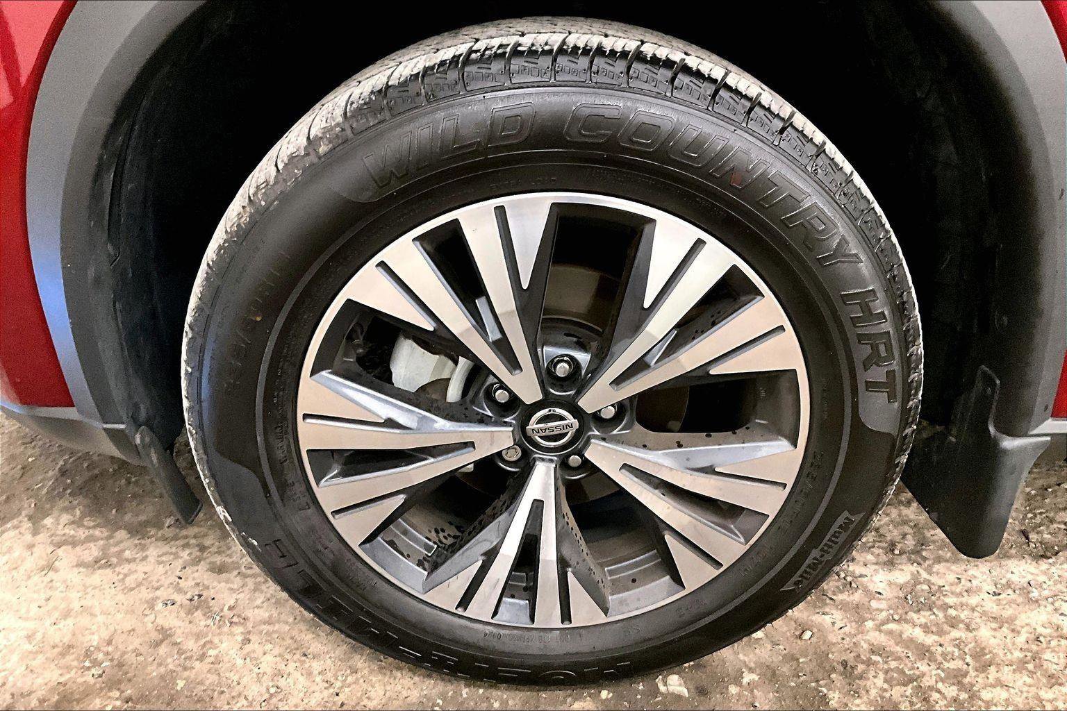 Used 2021 Nissan Rogue SV image 10