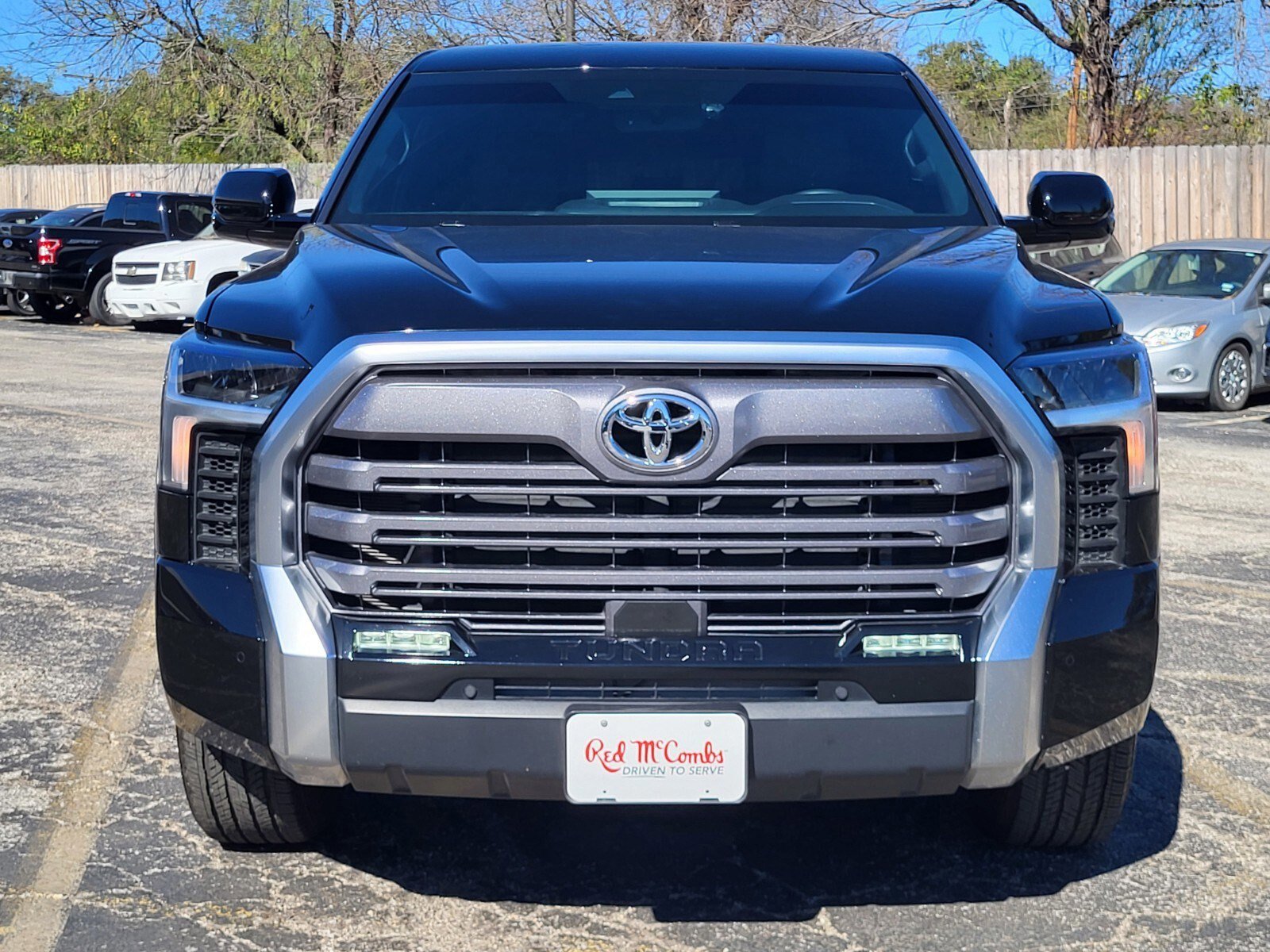 Used 2025 Toyota Tundra Limited image 8