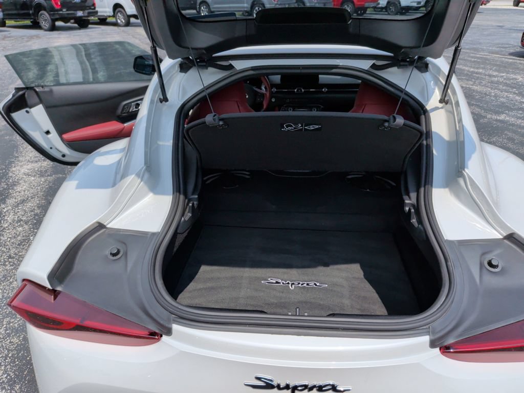 Used 2022 Toyota Supra RWD image 30