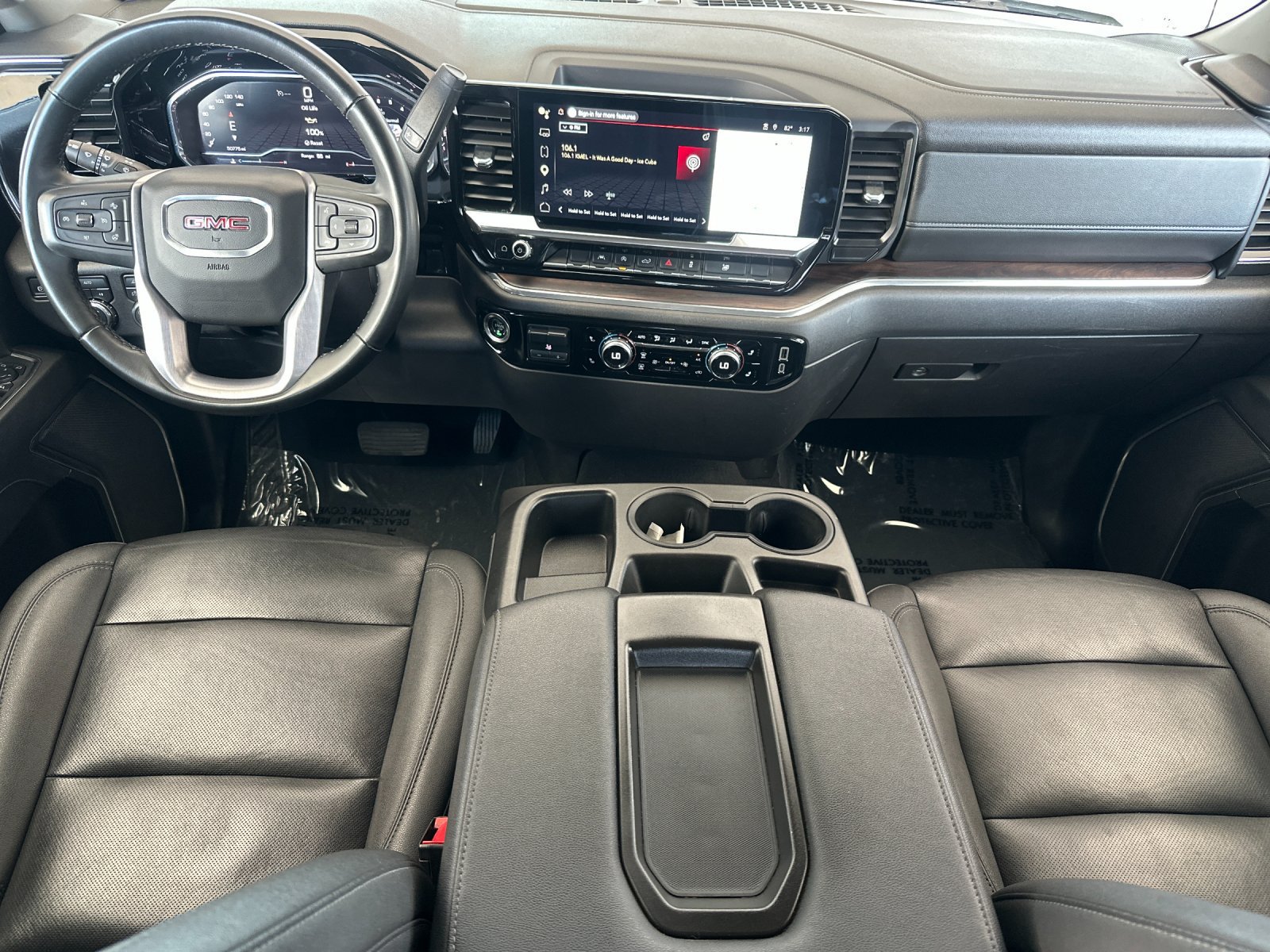 Used 2025 GMC Sierra 1500 SLT AWD/4WD image 14