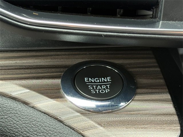 Certified 2022 Ford Explorer Limited w/ Equipment Group 301A image 17