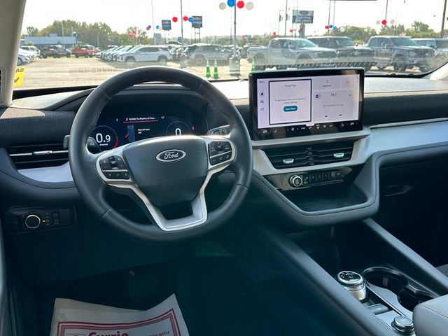 Certified 2026 Ford Explorer Active AWD/4WD image 10