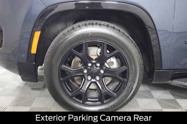Used 2024 Jeep Wagoneer Series II AWD/4WD image 24