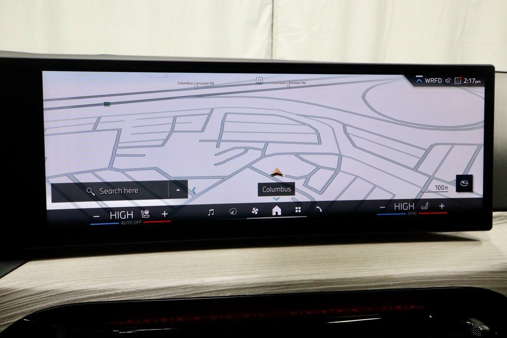 Used 2025 BMW 330i xDrive Sedan image 3