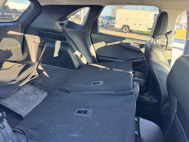 Certified 2022 Ford Escape SEL image 32