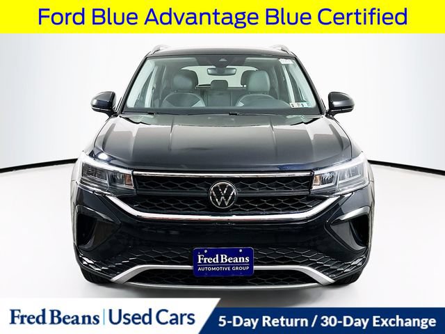 Used 2023 Volkswagen Taos SE AWD/4WD image 2