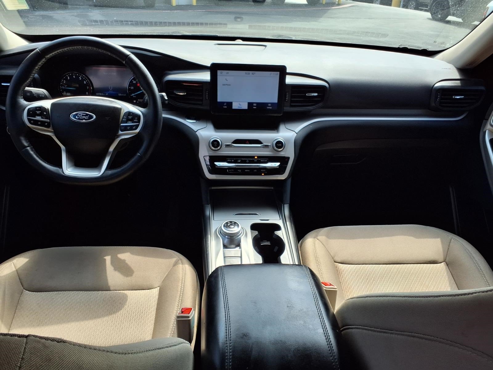 Certified 2023 Ford Explorer XLT RWD image 12