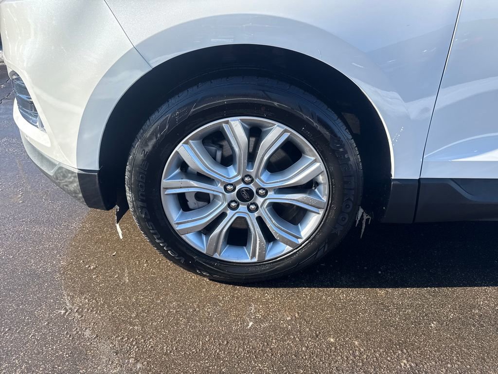Certified 2023 Ford Edge Titanium image 21