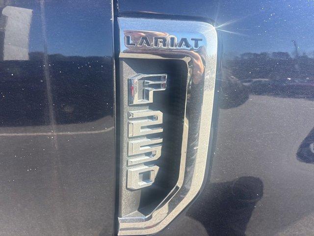Certified 2022 Ford F250 Lariat w/ Lariat Ultimate Package image 5