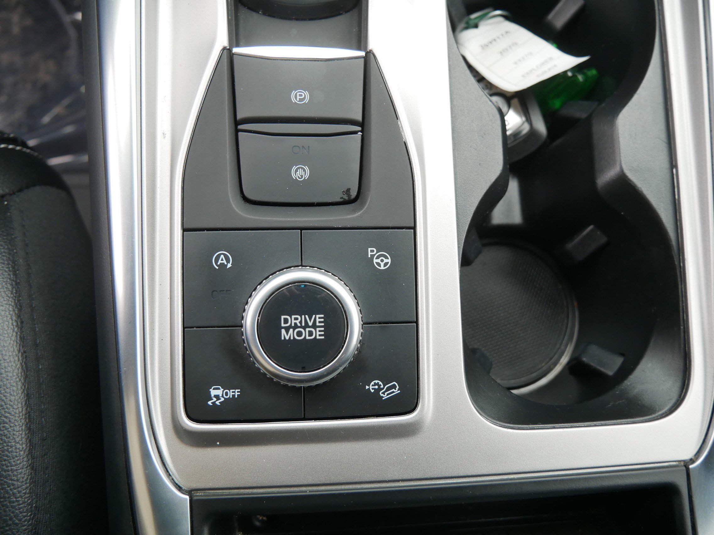 Certified 2020 Ford Explorer ST image 32