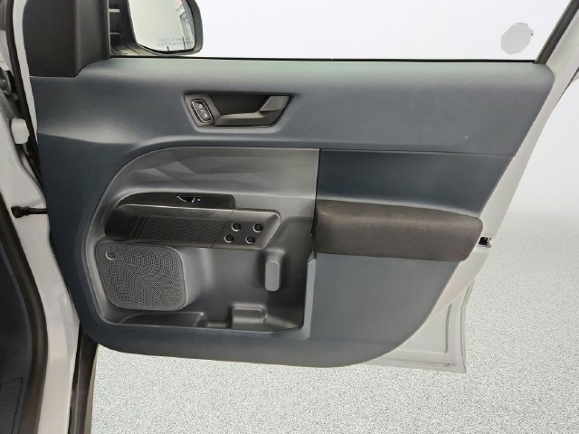 Certified 2025 Ford Maverick XL FWD image 27