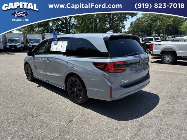 Used 2025 Honda Odyssey Sport-L image 6