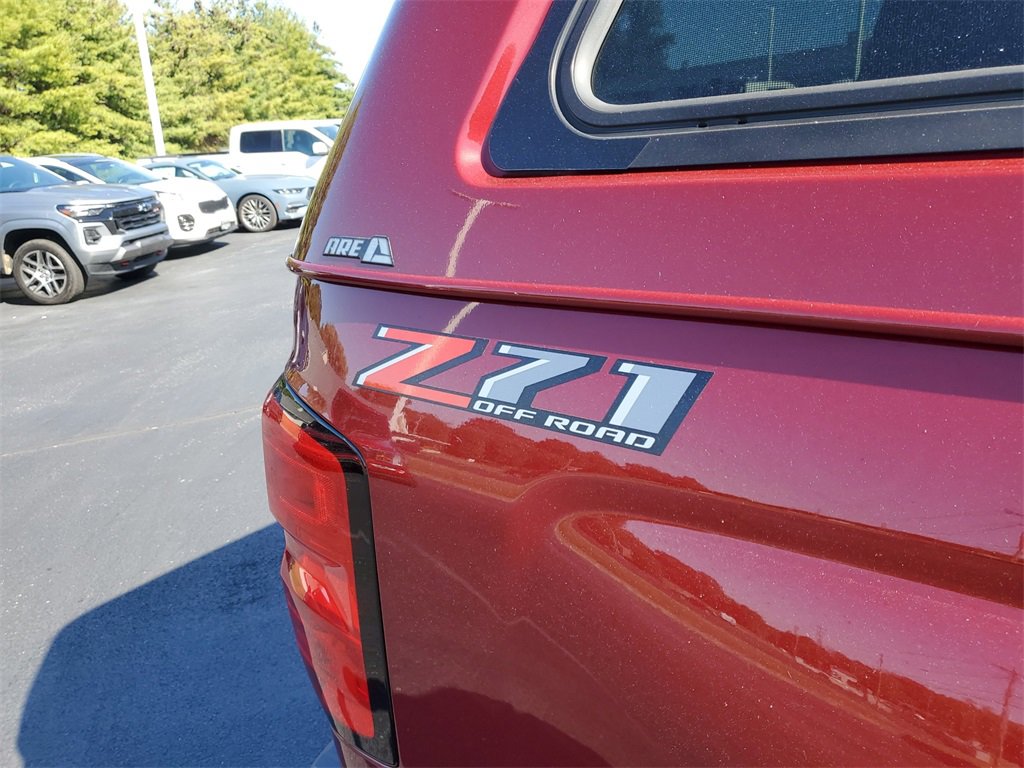 Used 2018 Chevrolet Silverado 1500 LT w/ All Star Edition image 6