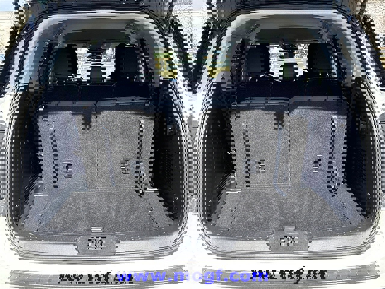 Certified 2025 Ford Explorer Active w/ Active Comfort Package image 27