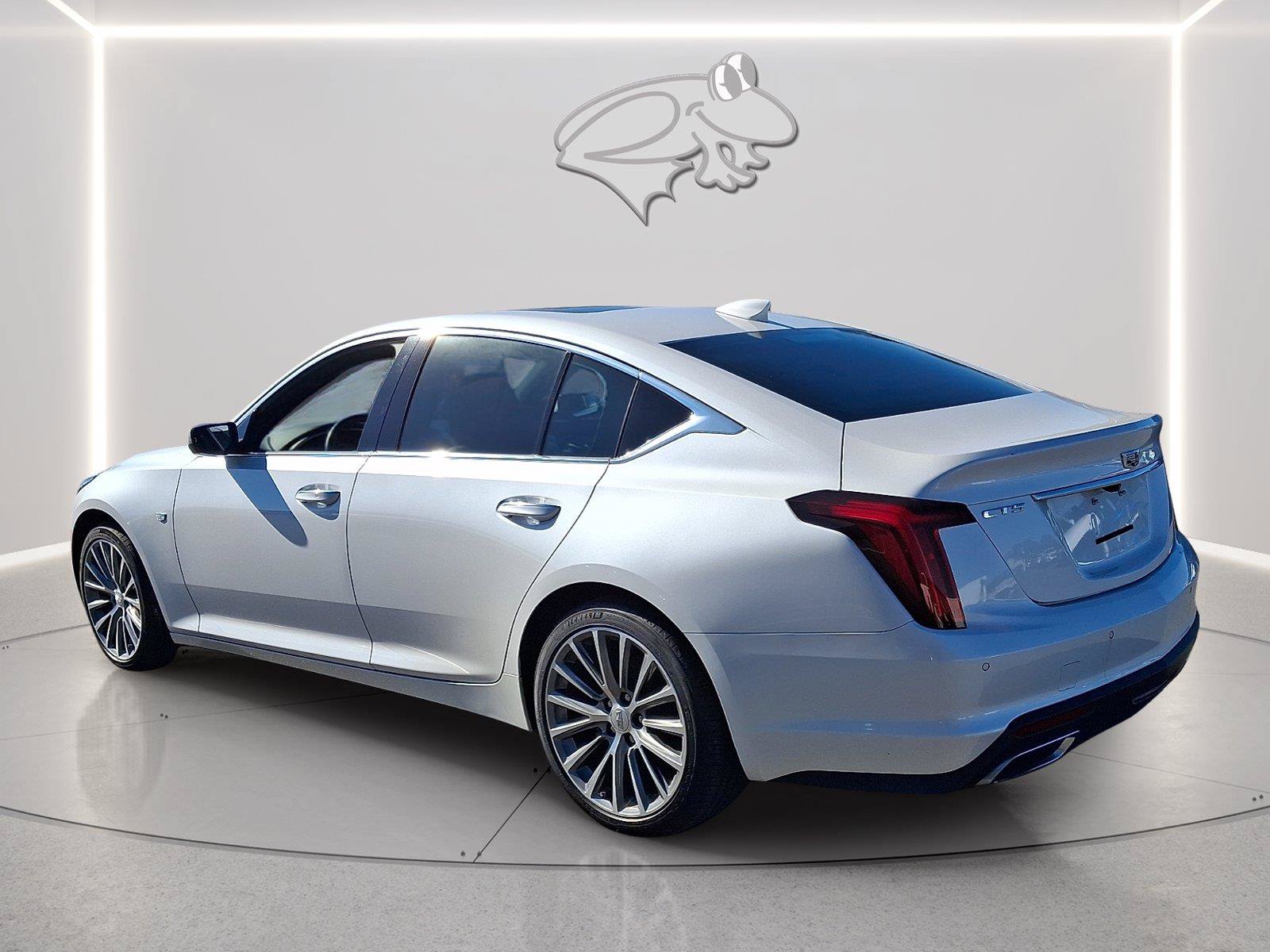 Used 2024 Cadillac CT5 Premium Luxury RWD image 3
