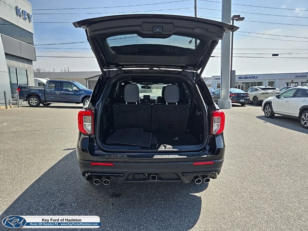 Certified 2023 Ford Explorer ST w/ Equipment Group 401A AWD/4WD image 10