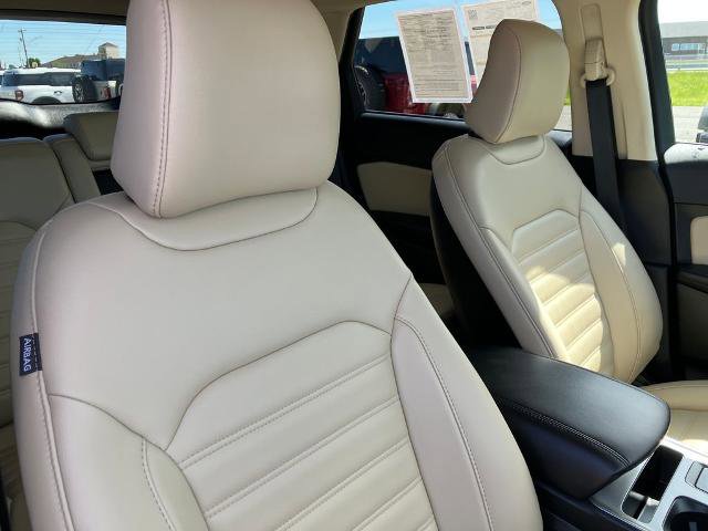 Certified 2024 Ford Edge SEL w/ Convenience Package AWD/4WD image 19