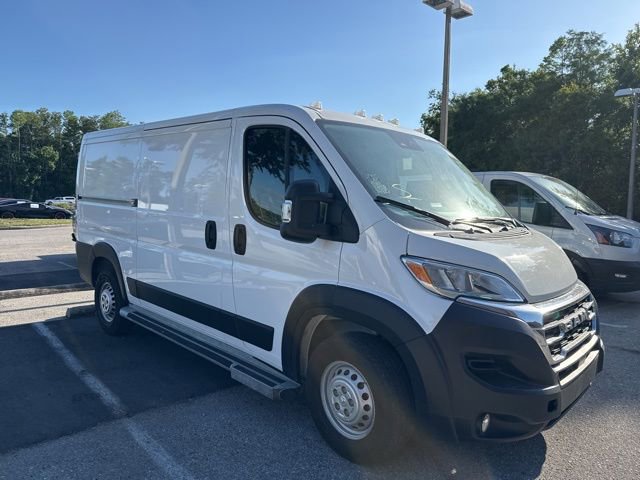 Used 2025 RAM ProMaster 2500 w/ U-Haul Equipment Group FWD image 10