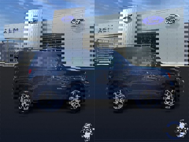 Used 2019 Jeep Renegade Latitude w/ Cold Weather Group image 2