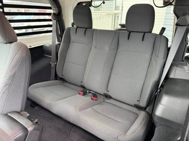 Used 2025 Jeep Wrangler Sport AWD/4WD image 21