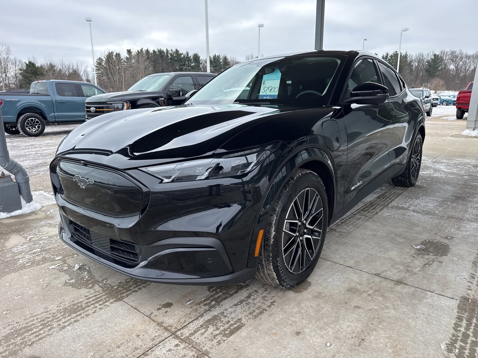 Certified 2025 Ford Mustang Mach-E Premium image 10