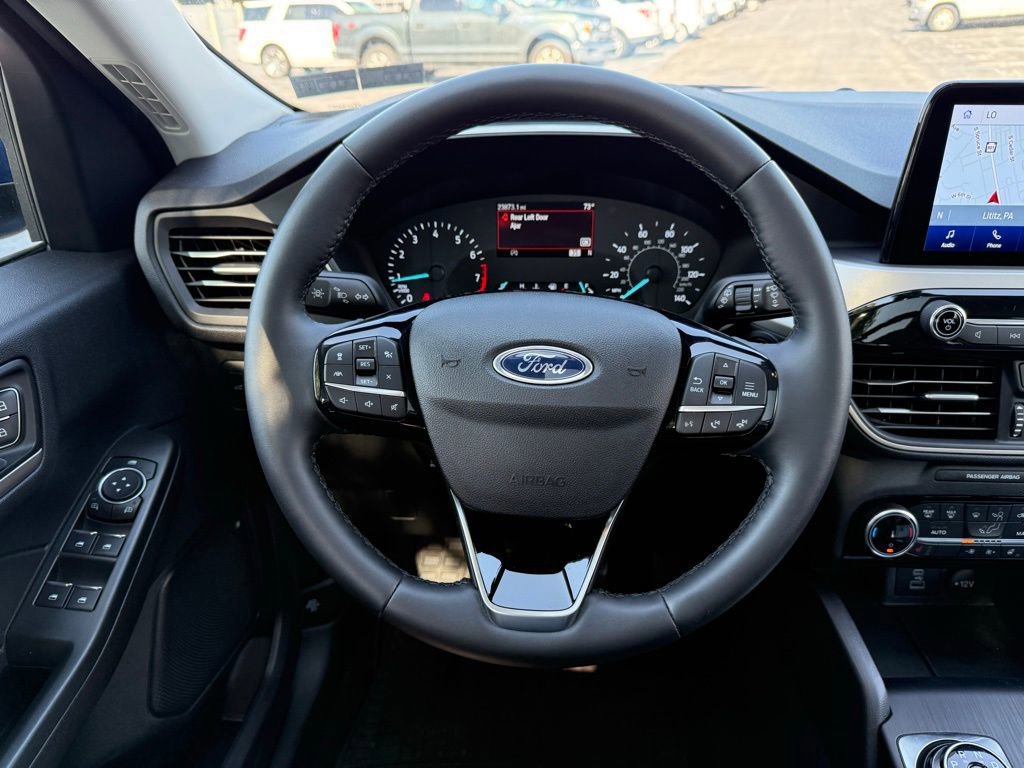 Certified 2022 Ford Escape SEL w/ Class II Trailer Tow Package AWD/4WD image 15
