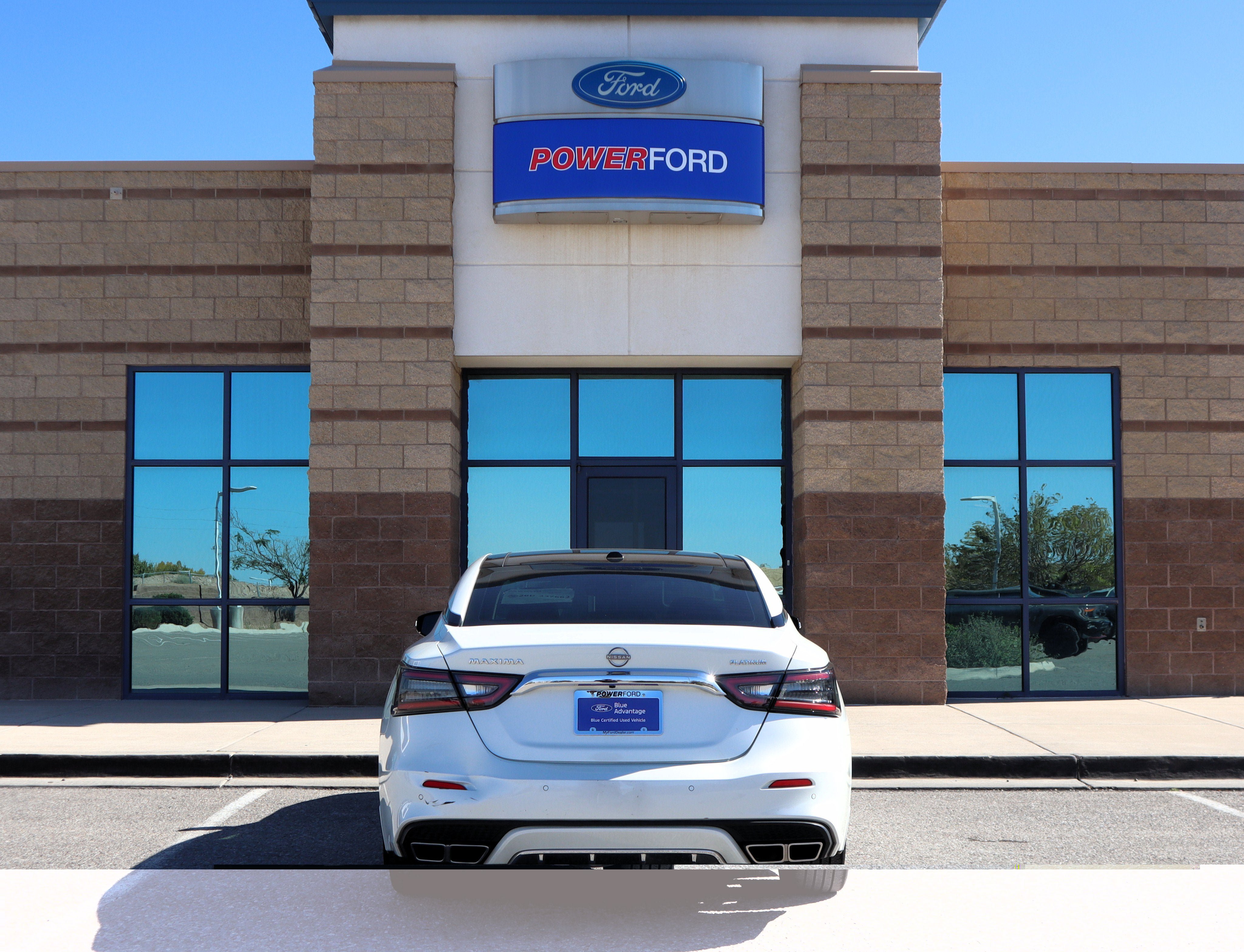 Used 2023 Nissan Maxima Platinum w/ Sport Mat Group FWD image 7