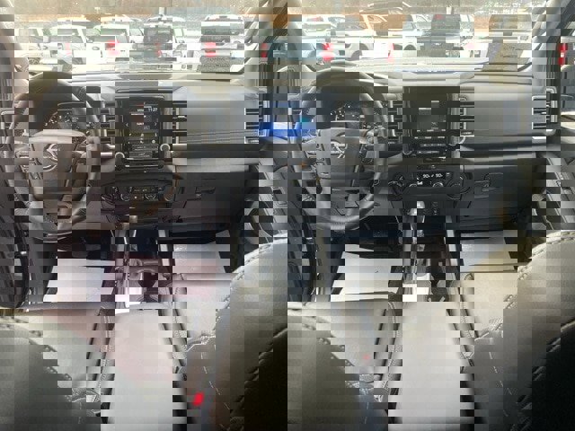 Used 2024 Nissan Frontier SL image 25