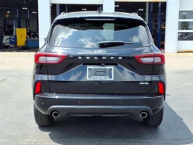 Certified 2024 Ford Escape ST-Line w/ Tech Pack #1 AWD/4WD image 4