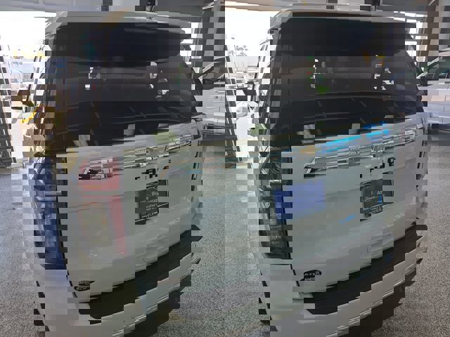 Used 2023 Chevrolet Tahoe LS image 15