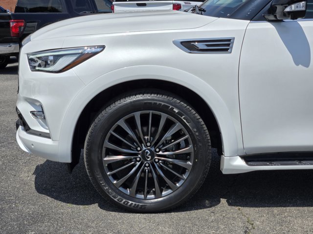Used 2023 INFINITI QX80 Premium Select w/ Cargo Package AWD/4WD image 9