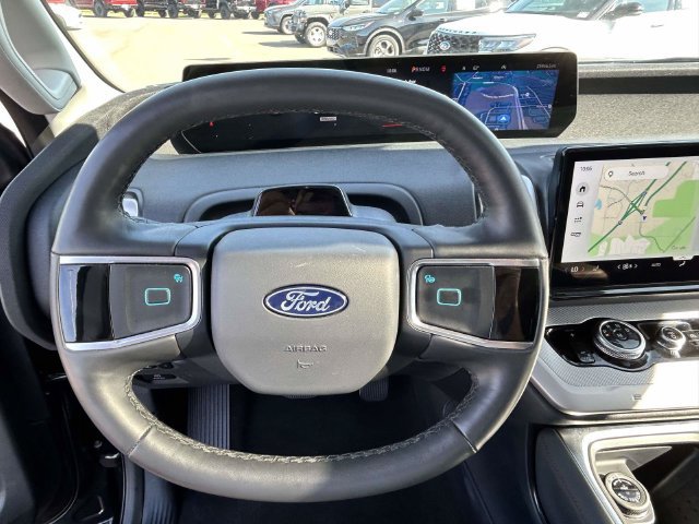 Certified 2025 Ford Expedition Active AWD/4WD image 34