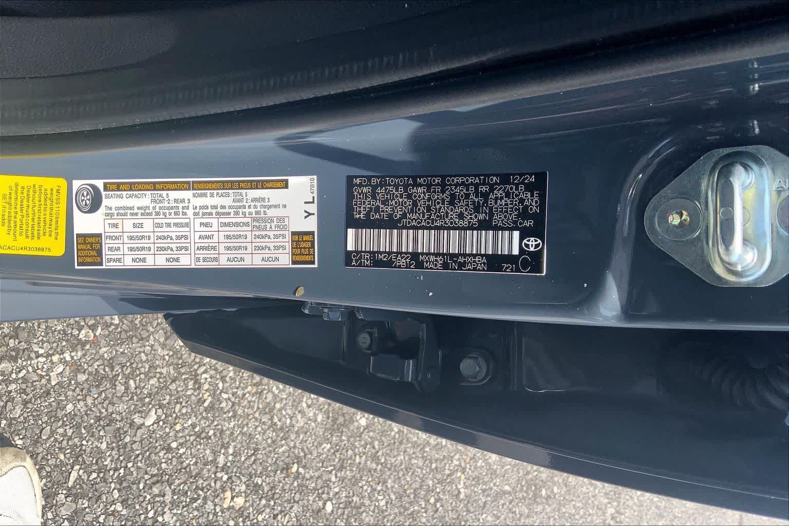 Used 2024 Toyota Prius Prime Premium FWD image 32