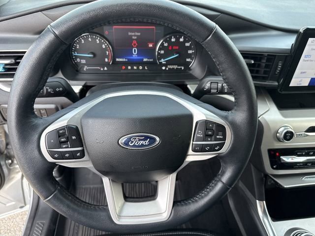 Certified 2022 Ford Explorer XLT w/ Equipment Group 202A image 10