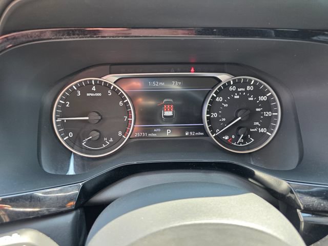 Used 2022 Nissan Pathfinder SV AWD/4WD image 19