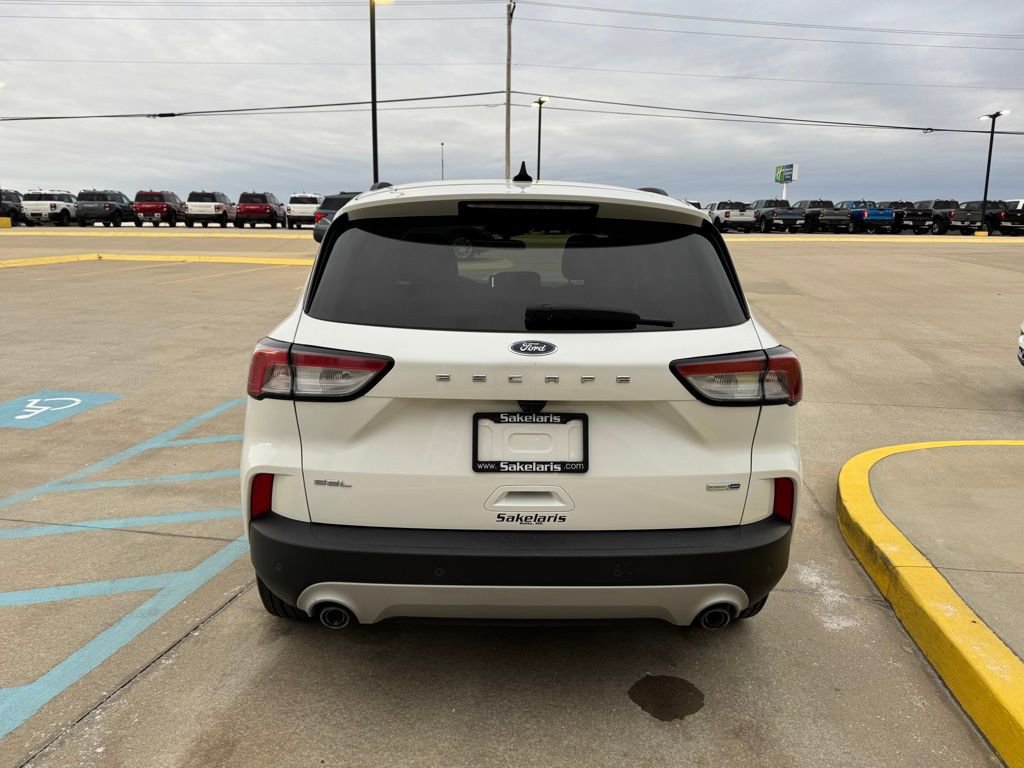 Certified 2020 Ford Escape SEL image 4