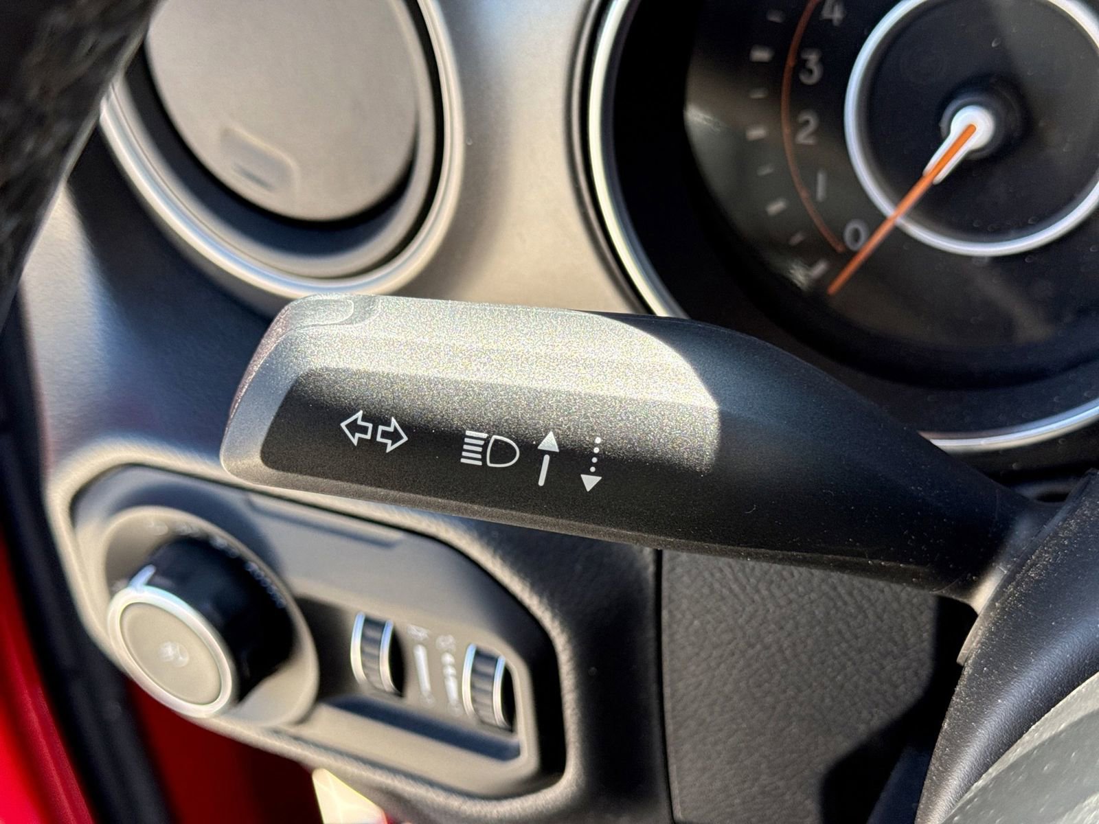 Used 2022 Jeep Wrangler Sport AWD/4WD image 30