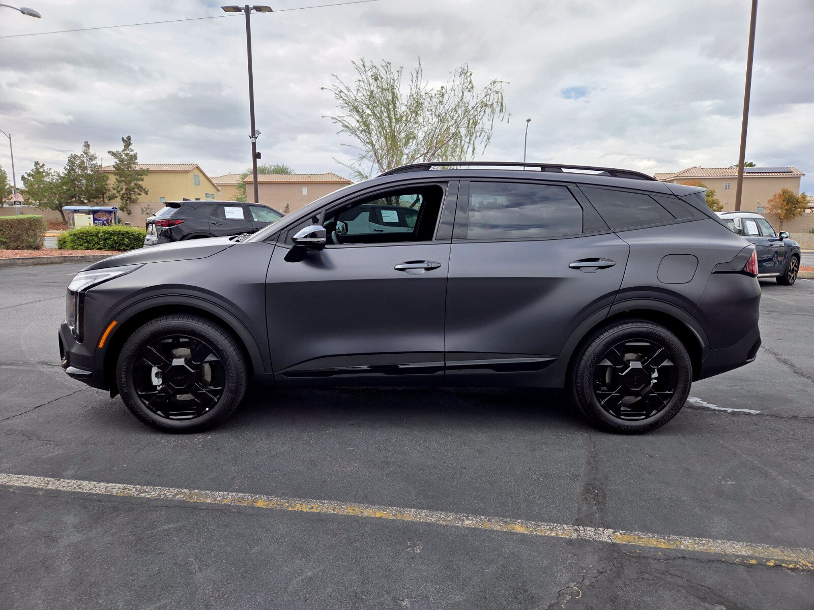 Used 2026 Kia Sportage X-Line w/ X-Line Premium Package AWD/4WD image 3