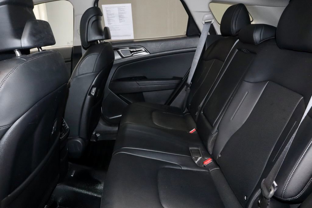 Used 2023 Kia Sportage EX image 22