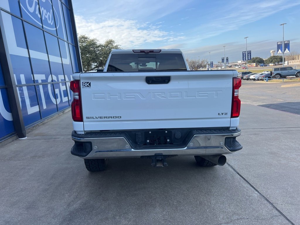 Used 2020 Chevrolet Silverado 2500 LTZ w/ LTZ Texas Edition image 3