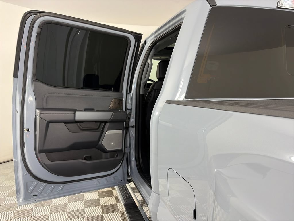 Certified 2025 Ford F350 Lariat AWD/4WD image 12