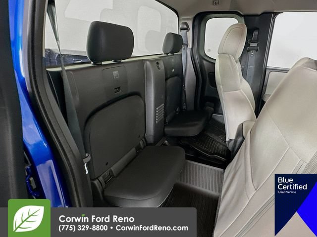 Used 2025 Nissan Frontier SV AWD/4WD image 27