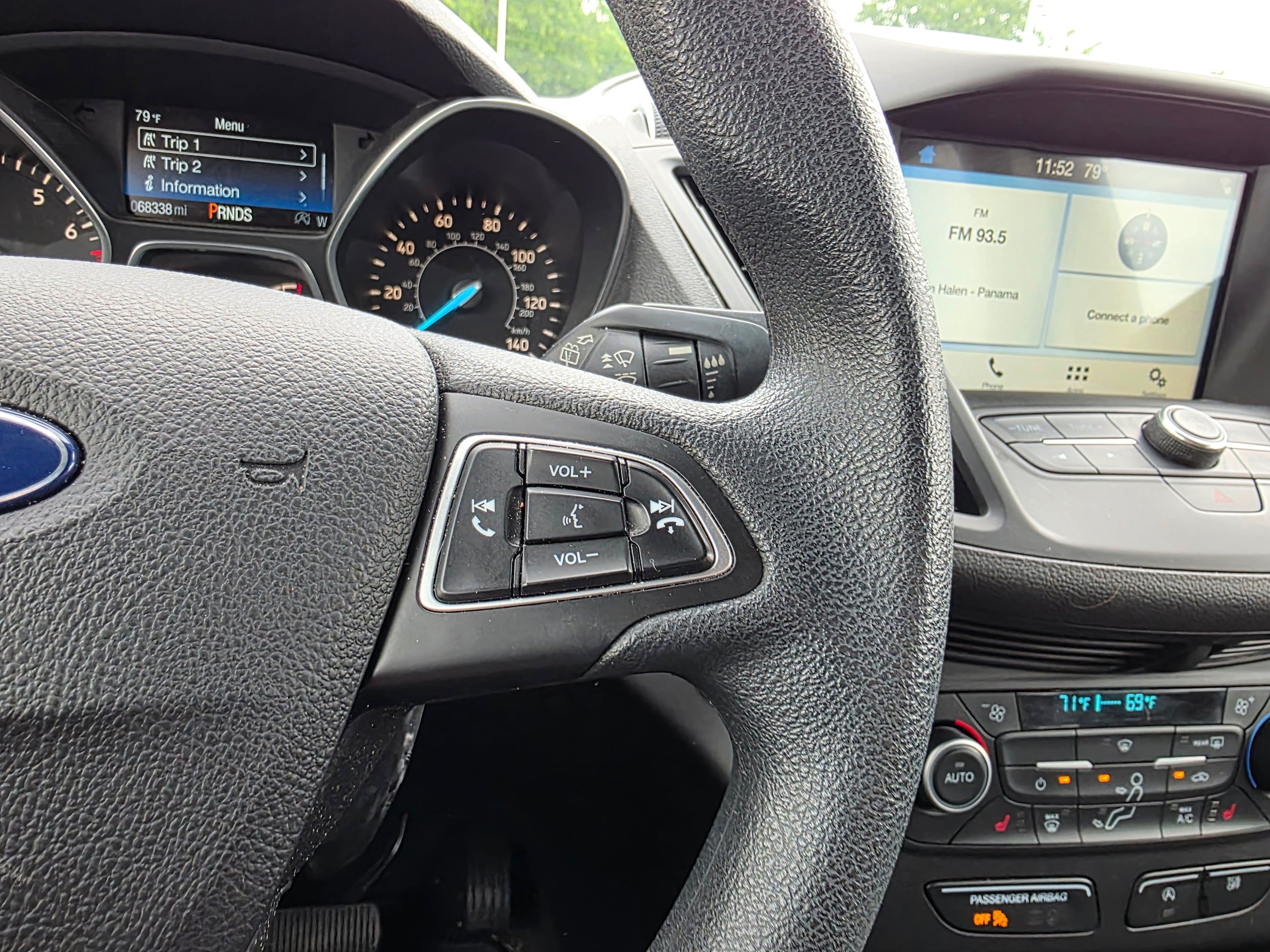 Certified 2019 Ford Escape SE AWD/4WD image 13