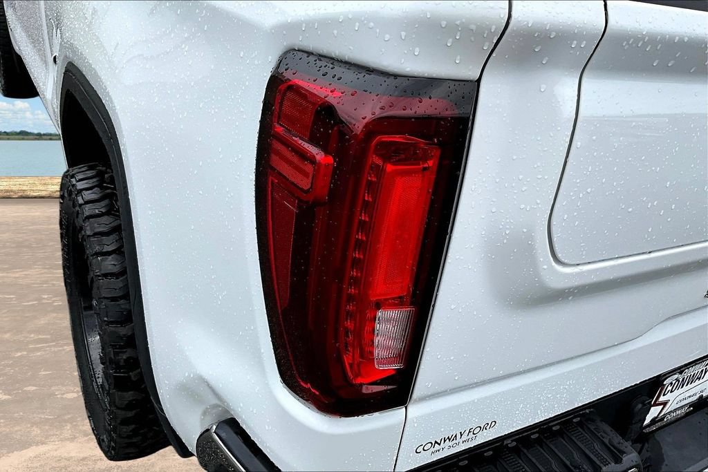 Used 2026 GMC Sierra 1500 SLT AWD/4WD image 26