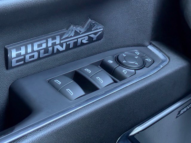 Used 2023 Chevrolet Silverado 1500 High Country w/ Technology Package AWD/4WD image 30