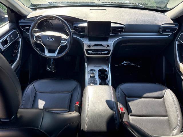 Certified 2023 Ford Explorer XLT w/ Equipment Group 202A AWD/4WD image 12