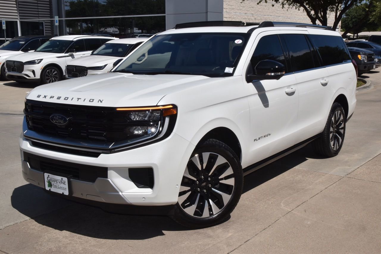 Certified 2025 Ford Expedition Max Platinum w/ Driver's Package AWD/4WD image 43