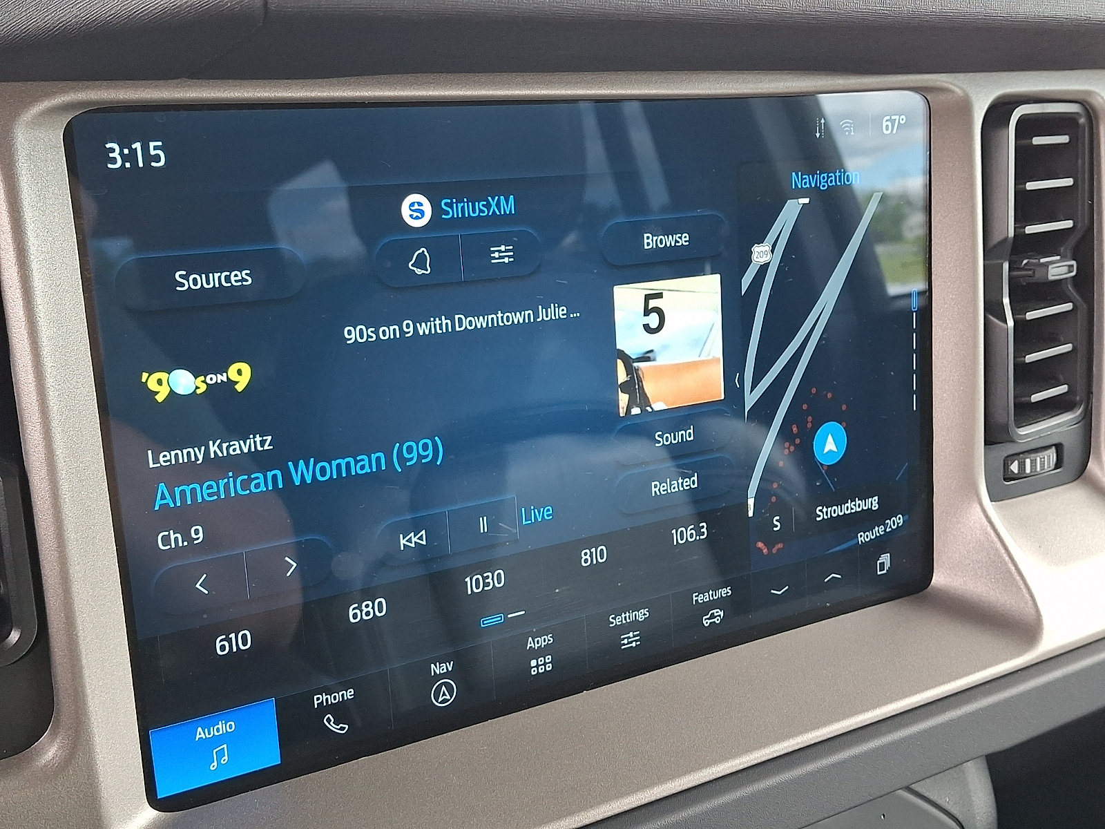 Certified 2025 Ford Bronco Outer Banks AWD/4WD image 17