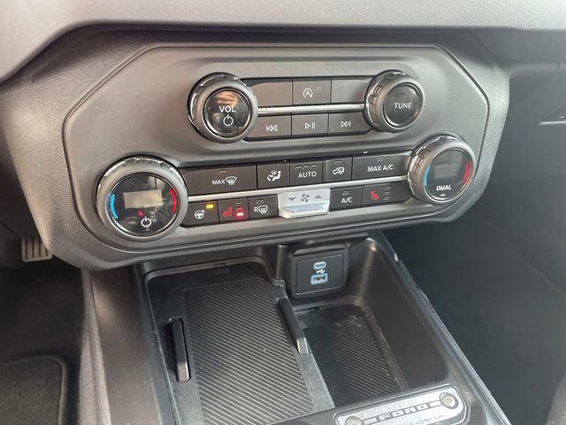 Certified 2025 Ford Bronco Outer Banks AWD/4WD image 34