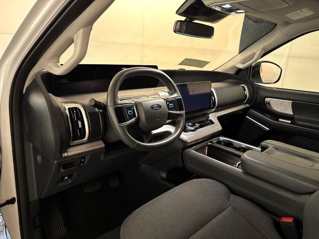 Certified 2025 Ford Expedition Max Active RWD image 17